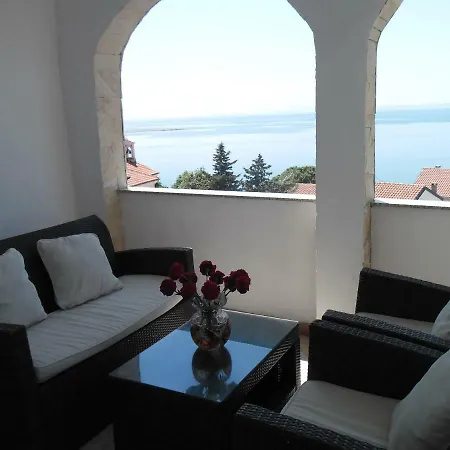 Mirta Apartment Stara Baska Exterior photo