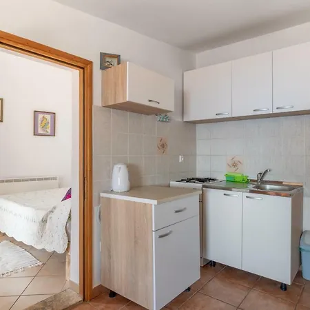 Mirta Apartment Stara Baska Exterior photo