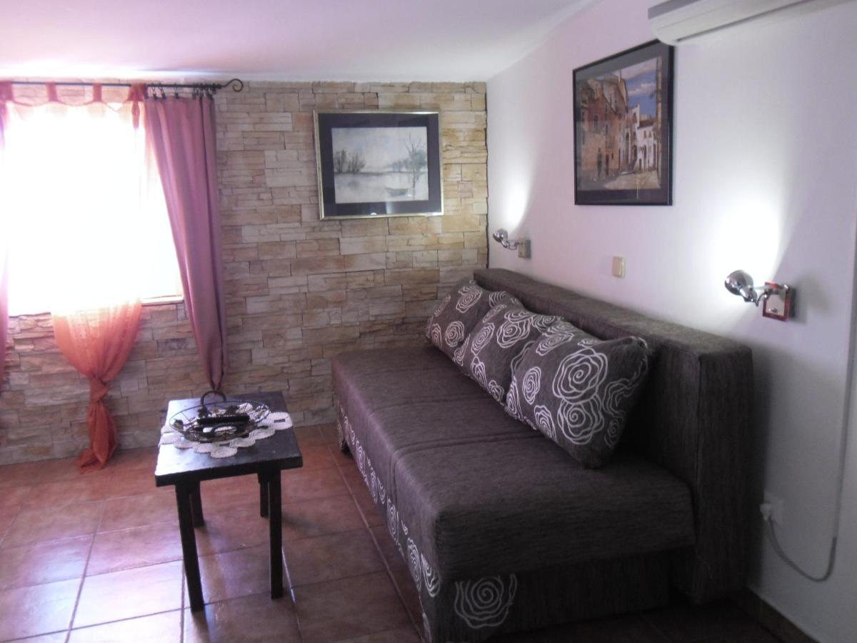 Apartment Mirta Stara Baska