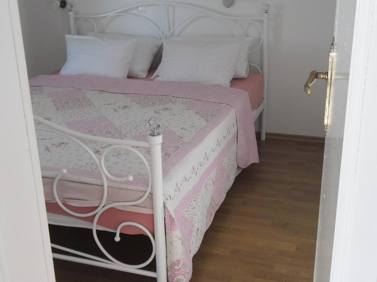Apartment Mirta