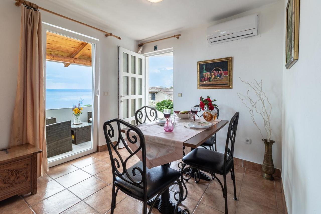 Mirta Apartment